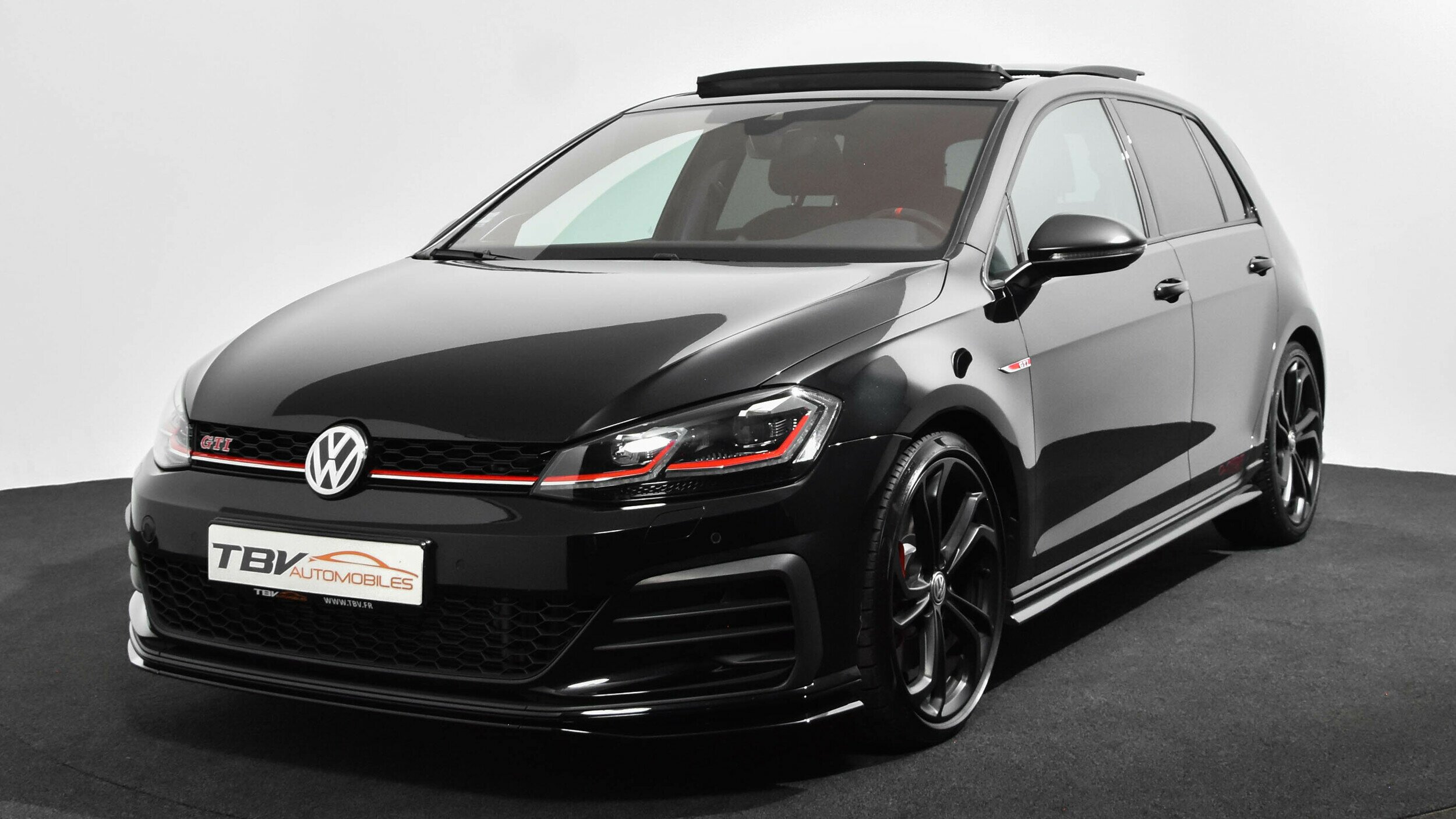 VOLKSWAGEN Golf VII GTI TCR 290 CV DSG FULL LED AKRAPOVIC TOIT