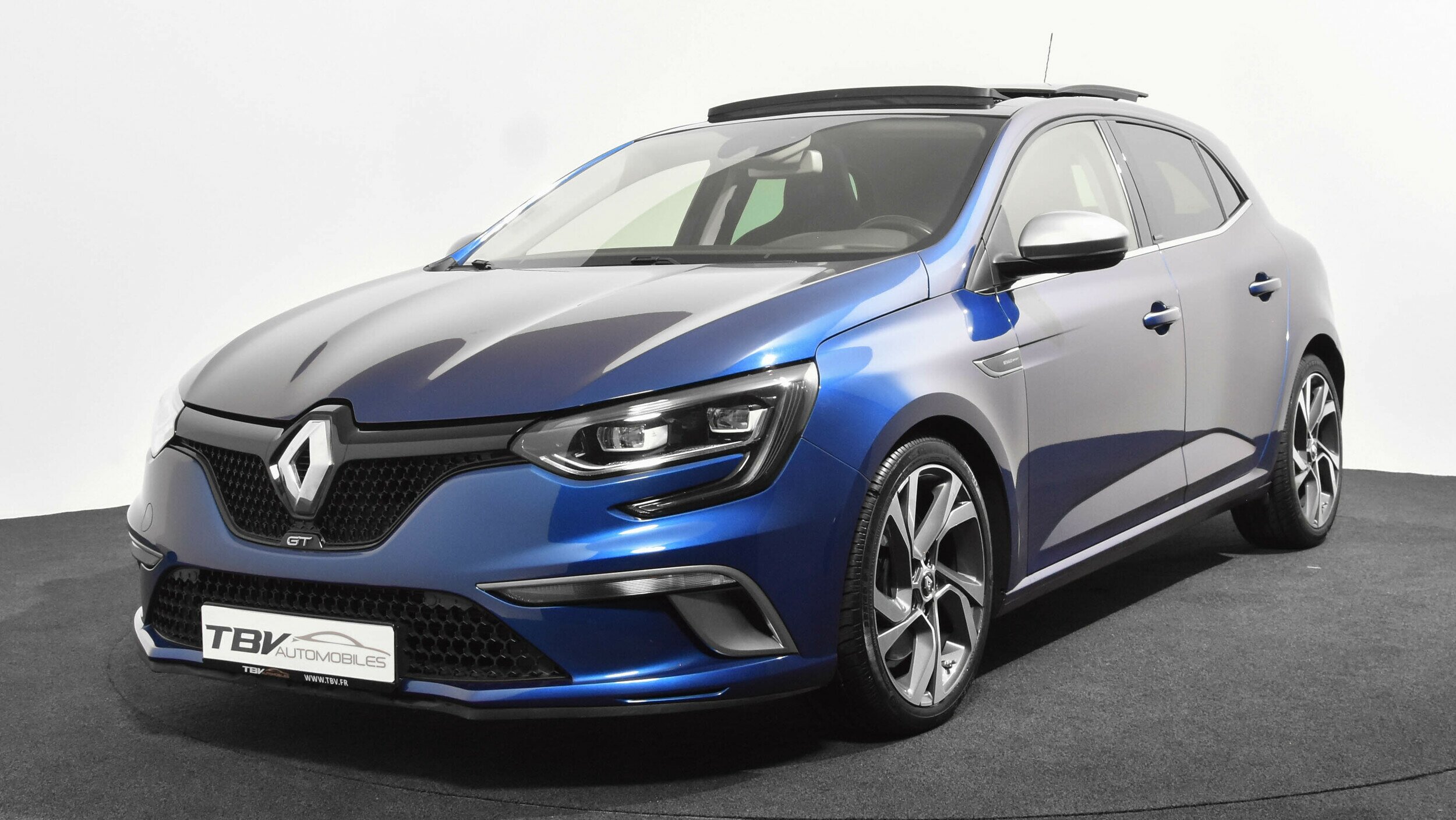 RENAULT Mégane IV GT 205 CV 4 CONTROL KEYLESS VIRTUAL REGULATEUR RS DRIVE  GPS BLUETOOTH FULL LED JANTES ALU 18