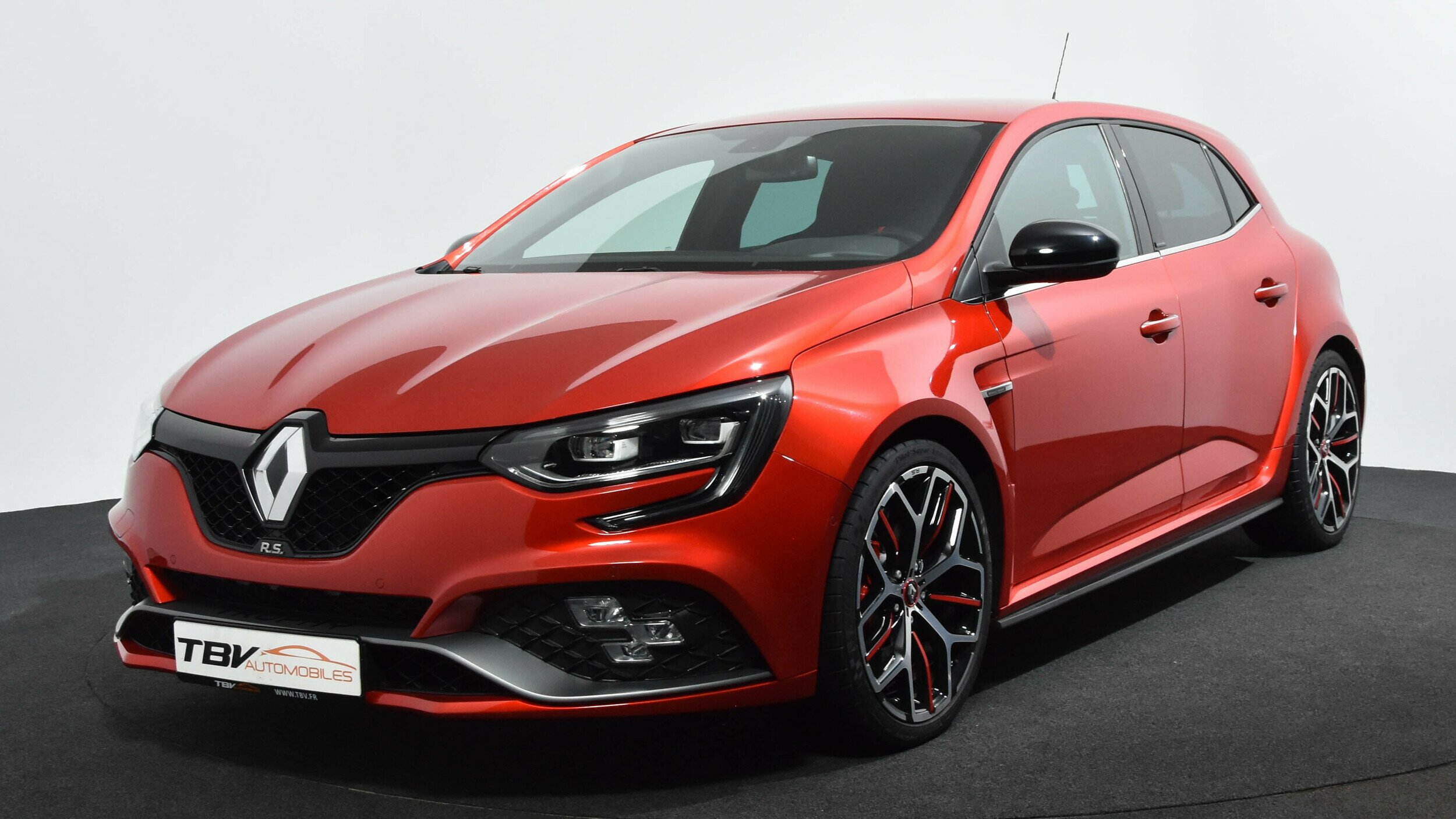 RENAULT Mégane IV RS TROPHY 1.8 T 300 CV EDC 4CONTROL BOSE ANGLE ...