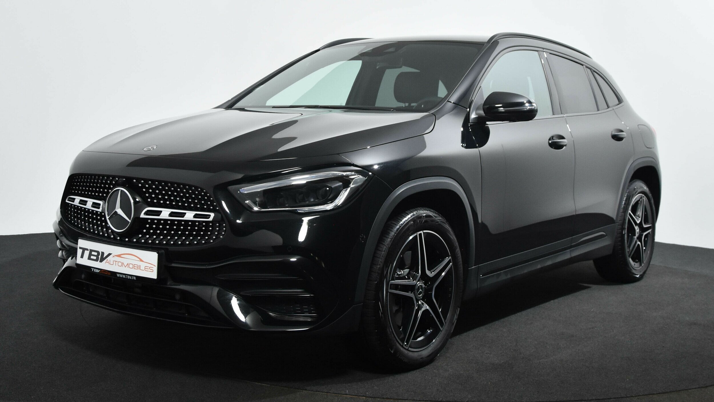 MERCEDES GLA 250 EQ POWER E HYBRID 262 CV TYPE AMG MULTIBEAM LED