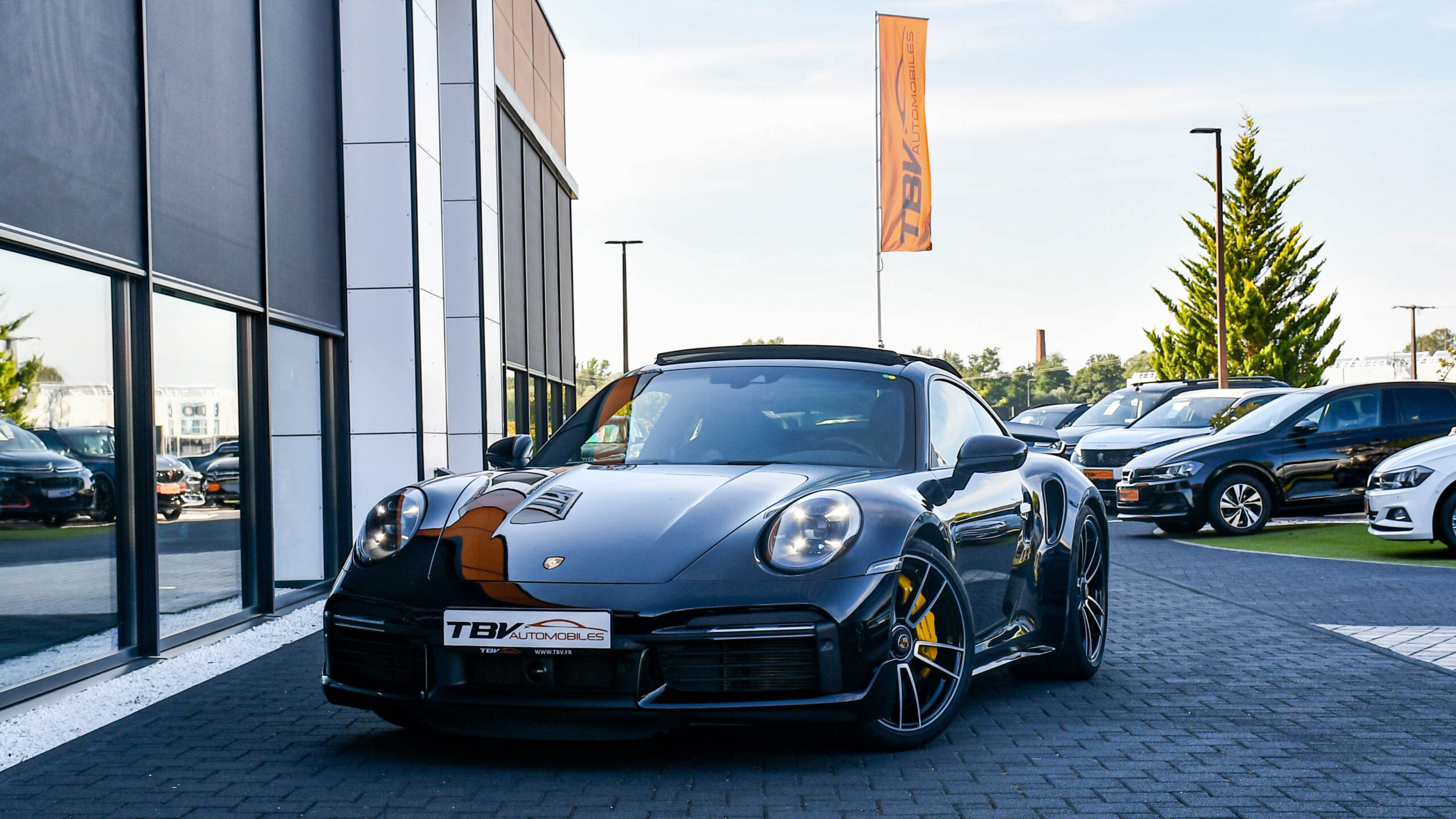 992 TURBO S 3.7 650 CH SPORT DESIGN LIFT TOIT OUVRANT PCCB VISION NOCTURNE BURMESTER PSE PASM CAM 360° MATRIX BEAM INNODRIVE — PREMIERE MAIN !