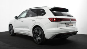 Volkswagen Touareg R eHybrid 462 ch vue trois-quarts arrière
